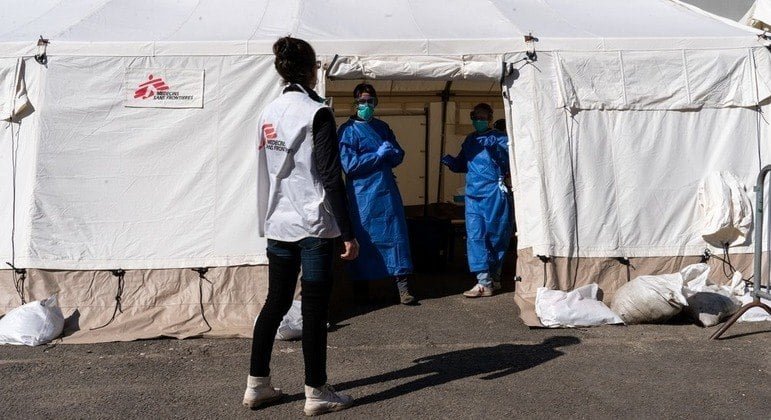 Organização está de luto e indignada com violência contra trabalhadores humanitários