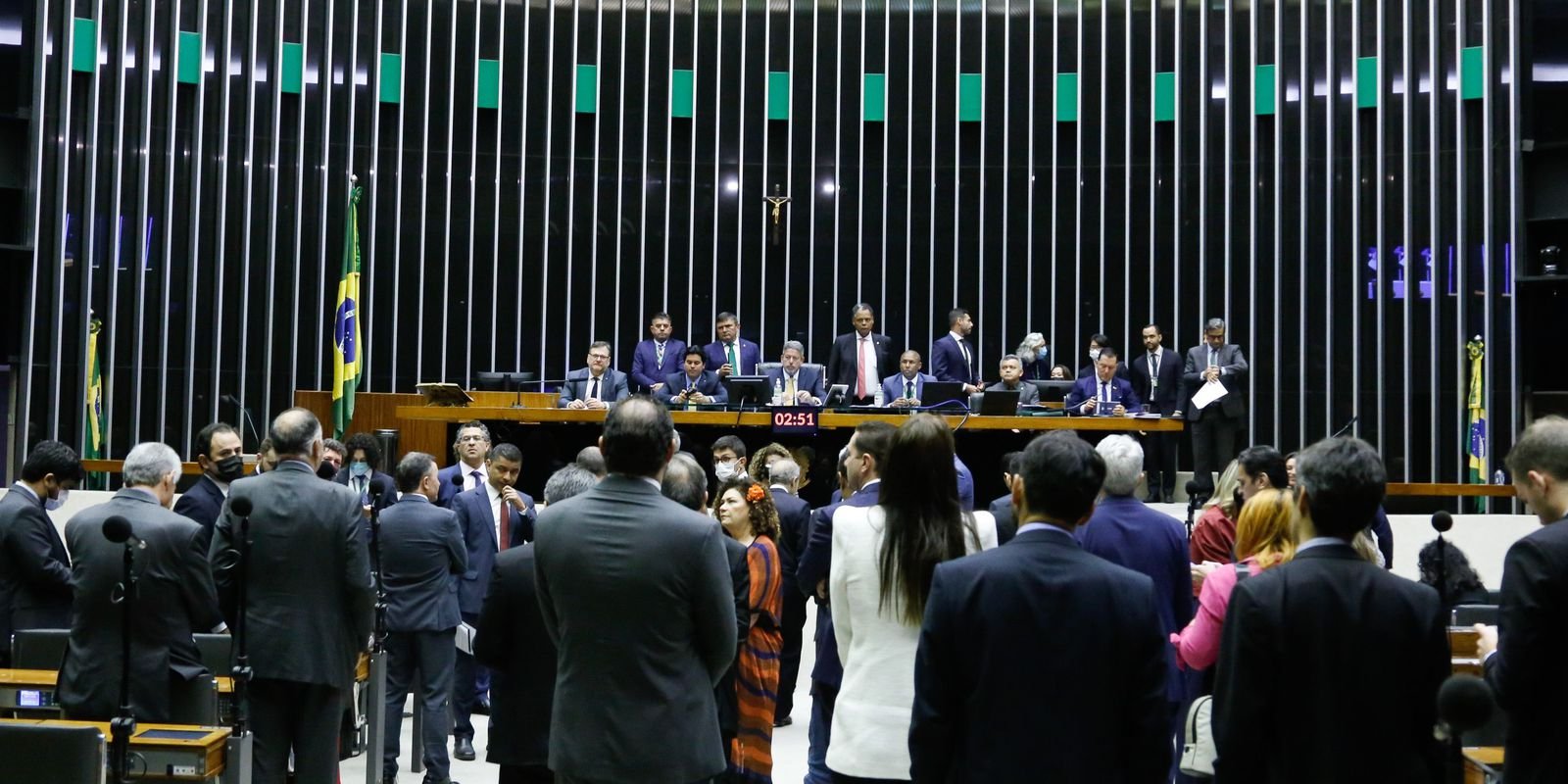 congresso-derruba-vetos-presidenciais-de-tres-leis