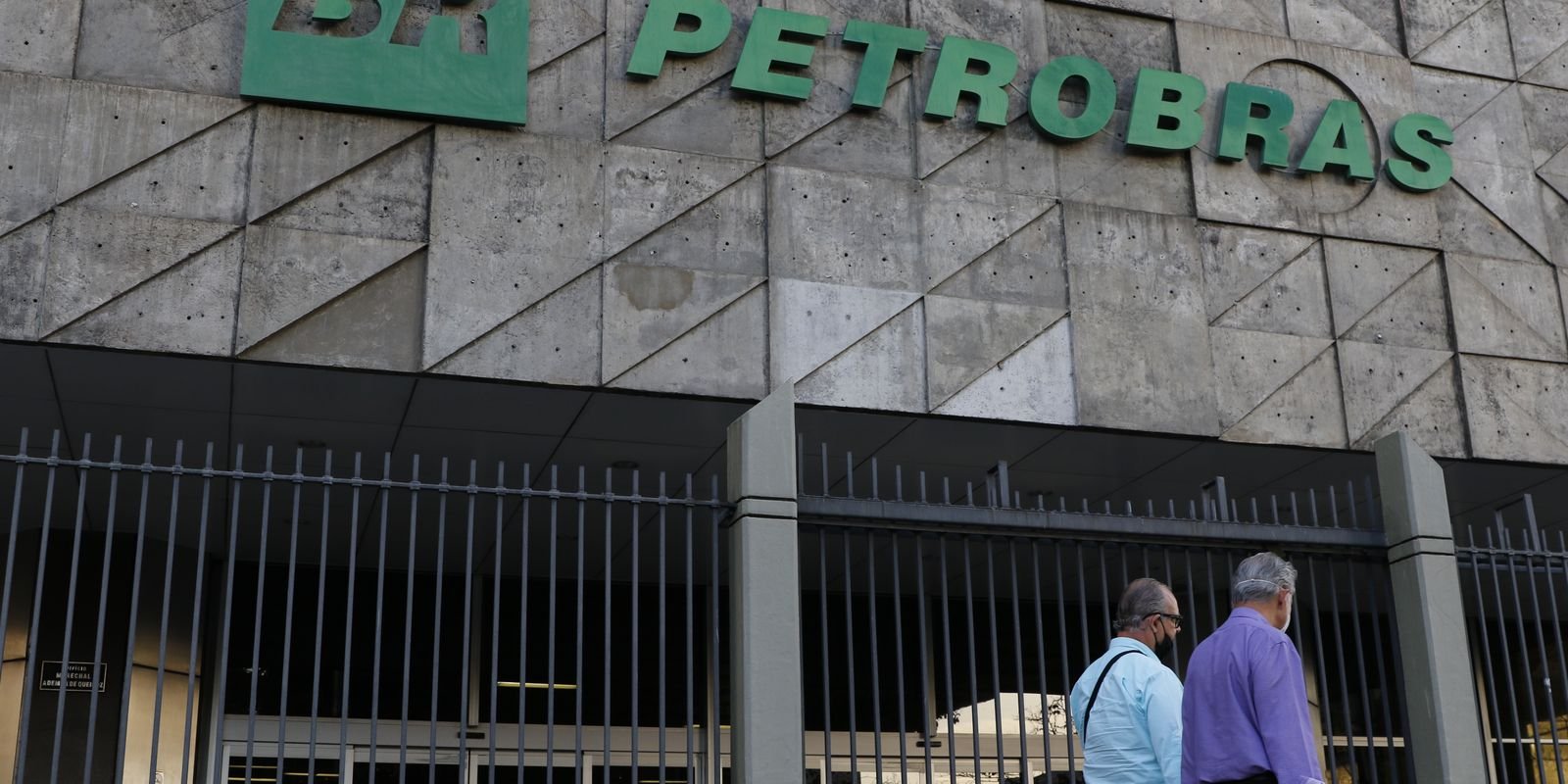 petrobras-seguiu-politica-de-remuneracao,-diz-diretor-sobre-dividendos