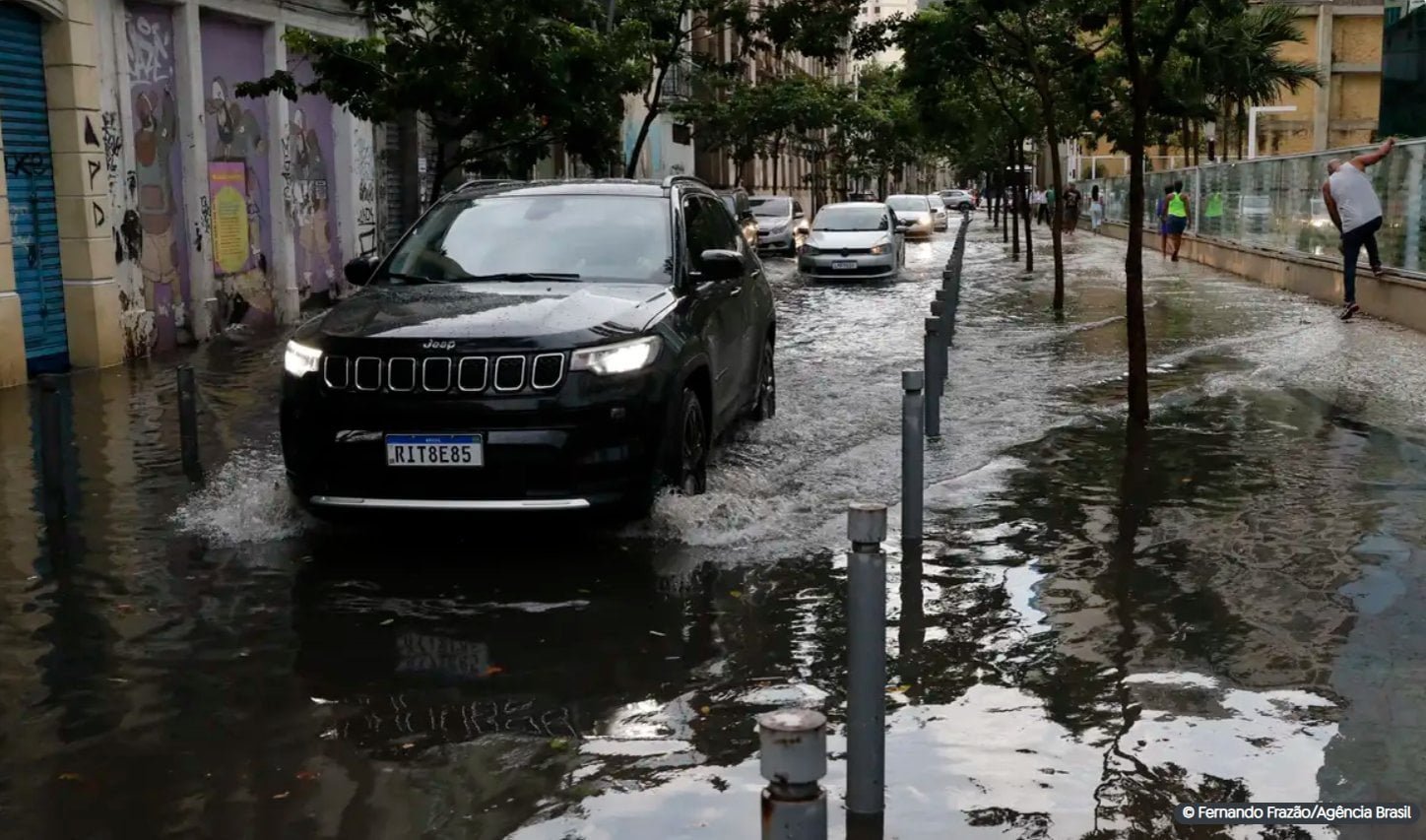 chega-a-11-numero-de-mortos-por-causa-da-chuva-no-rio